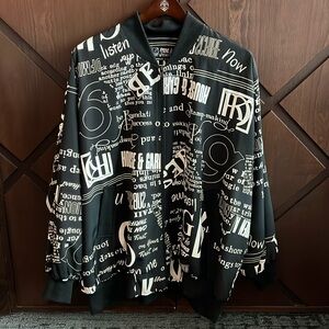 Stylish light weight bomber jacket. Perfect for concerts, festivals, night clubs